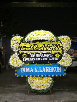 Papan Bunga Duka di Samarang