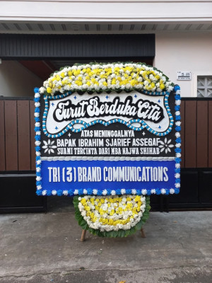 Papan Bunga Duka di Samarang